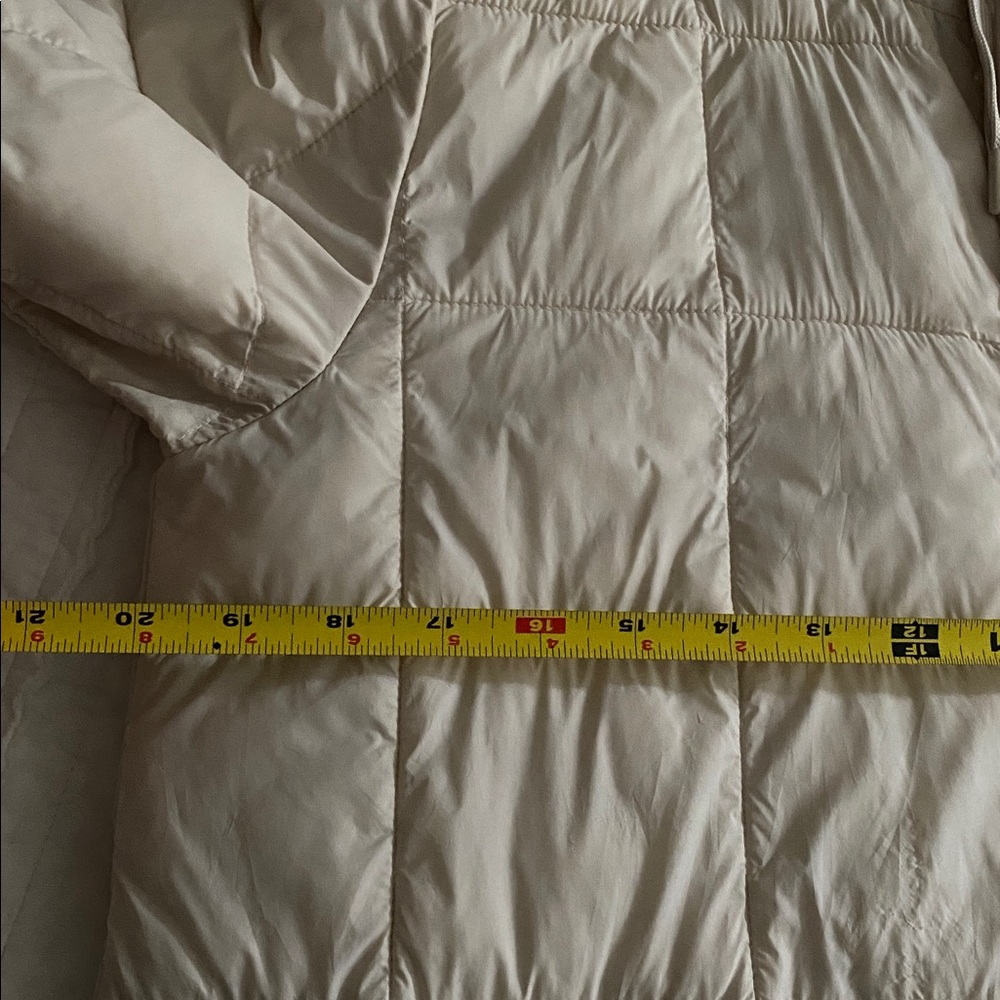 GAP - Picture 10 of 11